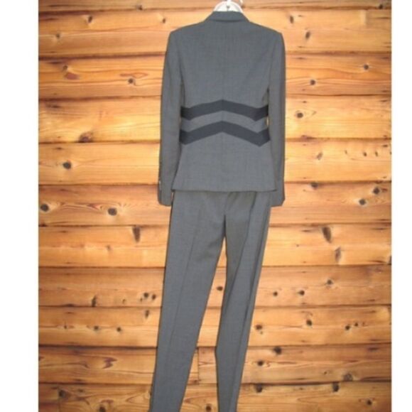 NWOT Gray Blazer Pants Jacket Suit Set - Picture 6 of 8